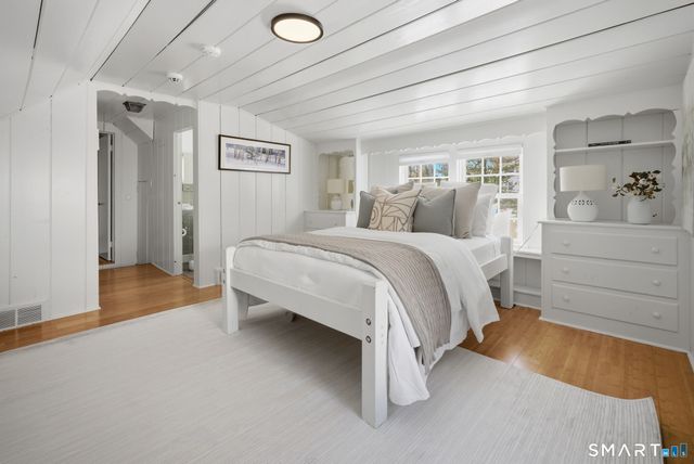 341 Crestwood Road, Fairfield, CT 06824