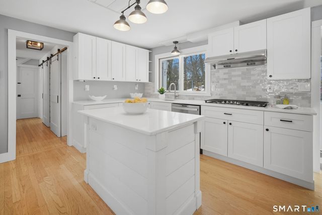 341 Crestwood Road, Fairfield, CT 06824