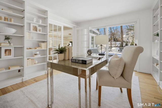 341 Crestwood Road, Fairfield, CT 06824