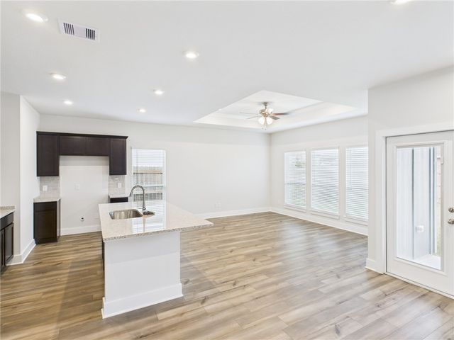 5302 Lyle Place, Bryan, TX 77807