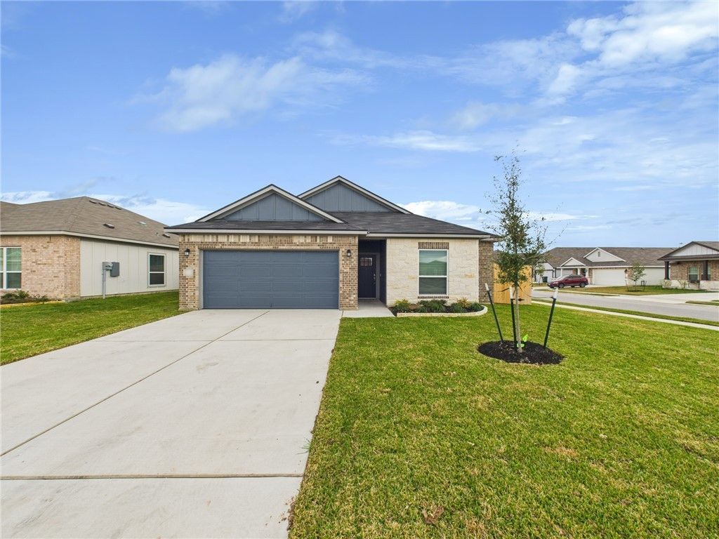 5302 Lyle Place, Bryan, TX 77807