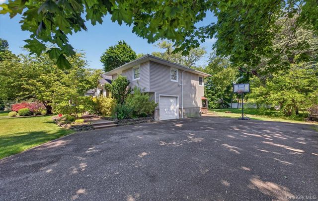 137 Ketay Drive S, East Northport, NY 11731