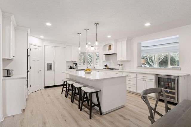 14 Woodland Road, Edina, MN 55424