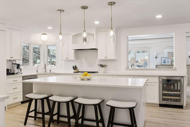 14 Woodland Road, Edina, MN 55424