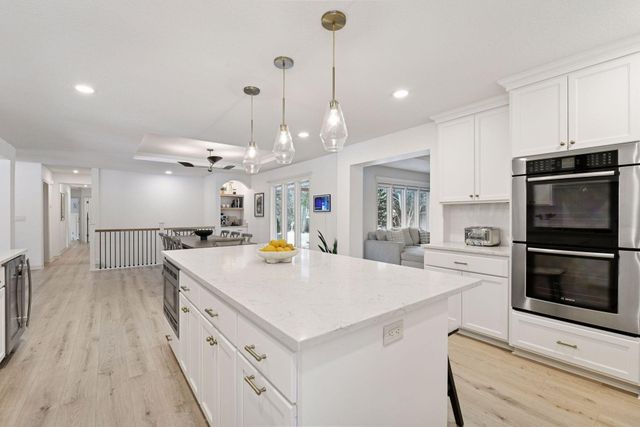 14 Woodland Road, Edina, MN 55424