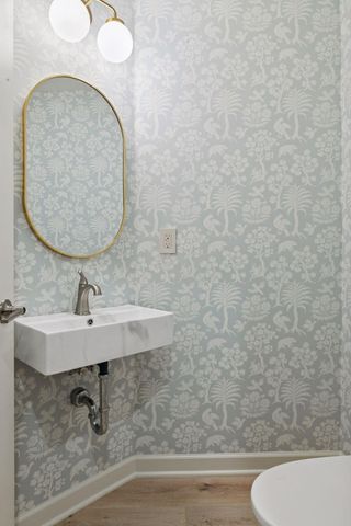 14 Woodland Road, Edina, MN 55424