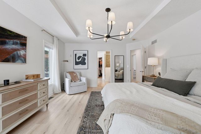 14 Woodland Road, Edina, MN 55424