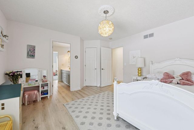 14 Woodland Road, Edina, MN 55424