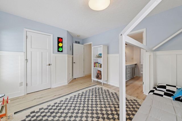 14 Woodland Road, Edina, MN 55424