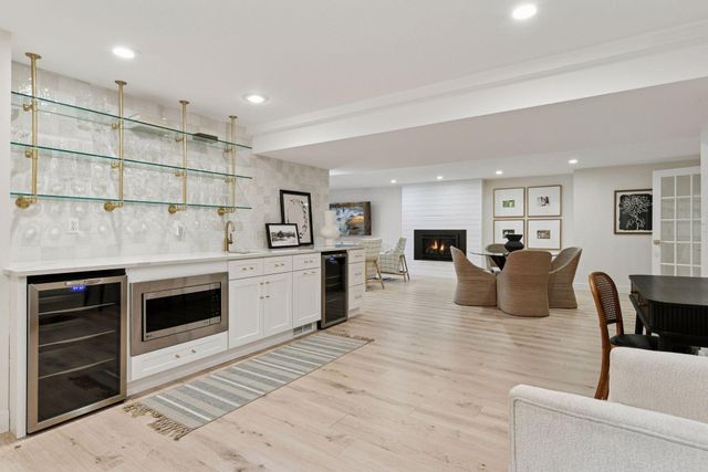 14 Woodland Road, Edina, MN 55424