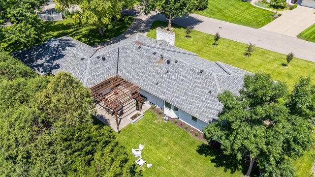 14 Woodland Road, Edina, MN 55424
