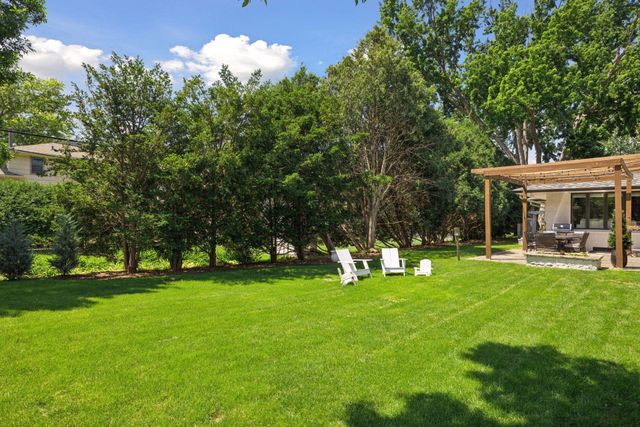 14 Woodland Road, Edina, MN 55424