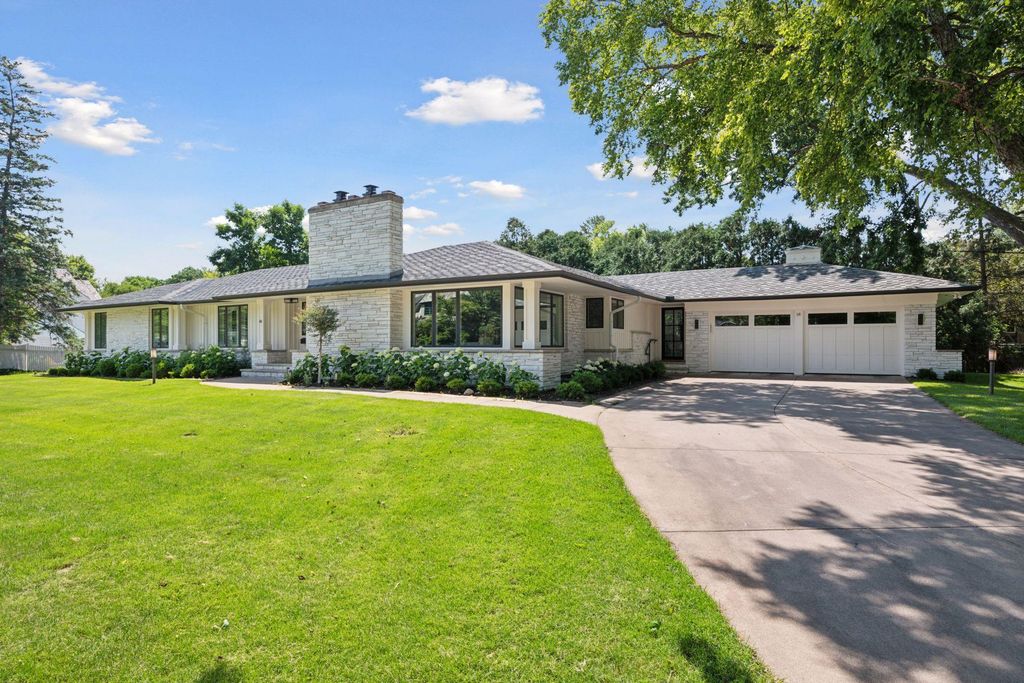 14 Woodland Road, Edina, MN 55424