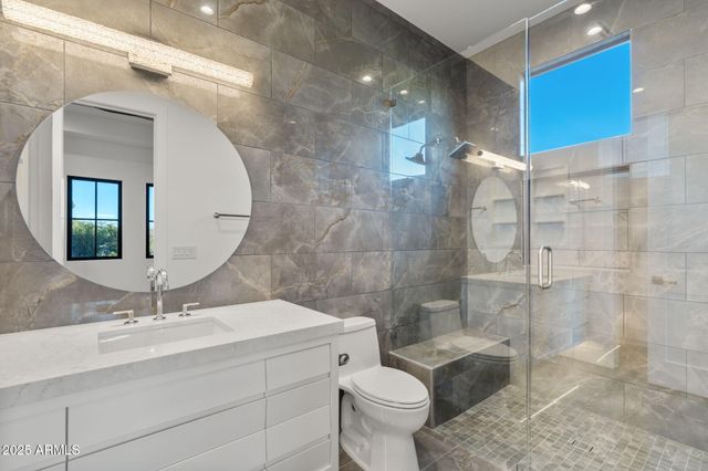 4534 E PEBBLERIDGE --, Paradise Valley, AZ 85253