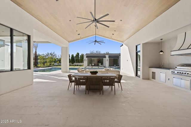 4534 E PEBBLERIDGE --, Paradise Valley, AZ 85253