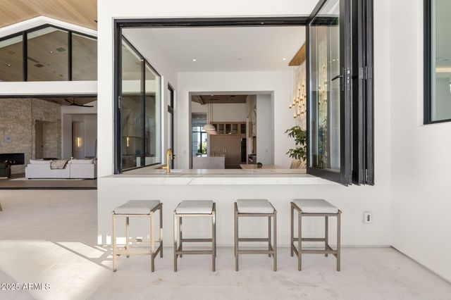 4534 E PEBBLERIDGE --, Paradise Valley, AZ 85253