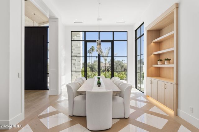 4534 E PEBBLERIDGE --, Paradise Valley, AZ 85253