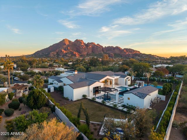 4534 E PEBBLERIDGE --, Paradise Valley, AZ 85253