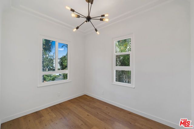 4014 W Adams Boulevard A, Los Angeles, CA 90018