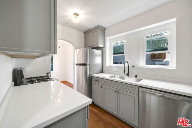 4014 W Adams Boulevard A, Los Angeles, CA 90018