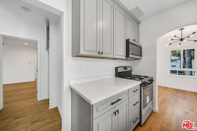 4014 W Adams Boulevard A, Los Angeles, CA 90018