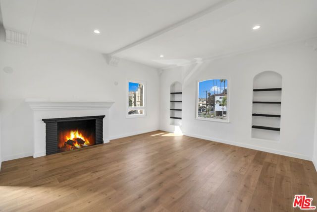 4014 W Adams Boulevard A, Los Angeles, CA 90018