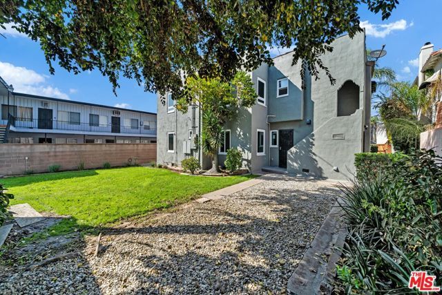 4014 W Adams Boulevard A, Los Angeles, CA 90018