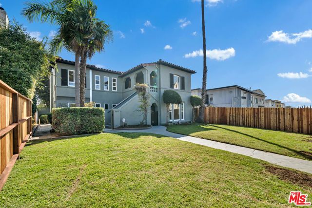 4014 W Adams Boulevard A, Los Angeles, CA 90018