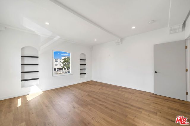 4014 W Adams Boulevard A, Los Angeles, CA 90018