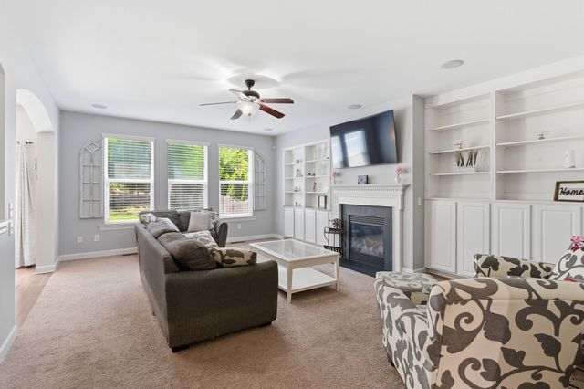 1032 Kelsey Glen Dr, Mount Juliet, TN 37122