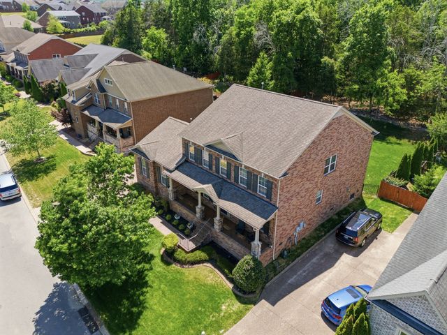 1032 Kelsey Glen Dr, Mount Juliet, TN 37122