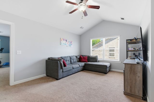 1032 Kelsey Glen Dr, Mount Juliet, TN 37122
