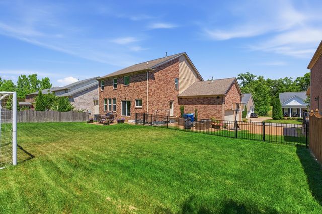 1032 Kelsey Glen Dr, Mount Juliet, TN 37122