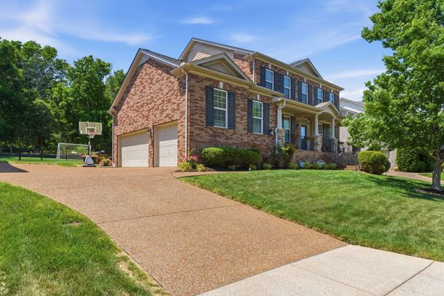 1032 Kelsey Glen Dr, Mount Juliet, TN 37122