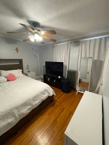 29-31 Bradford St 31, Watertown, MA 02472