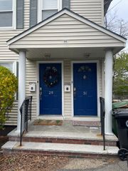 29-31 Bradford St 31, Watertown, MA 02472