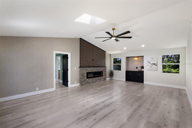 1411 70TH STREET NW, Bradenton, FL 34209