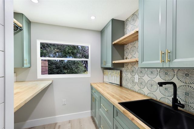 1411 70TH STREET NW, Bradenton, FL 34209