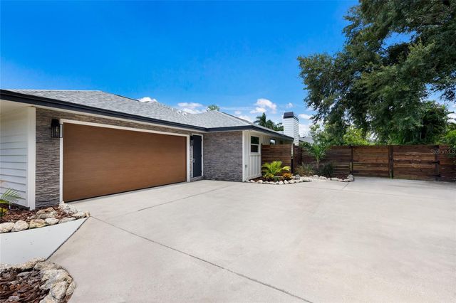 1411 70TH STREET NW, Bradenton, FL 34209