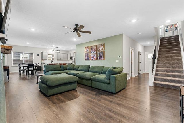 67 Scarlett Drive, Delaware, OH 43015