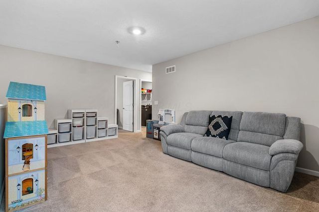 67 Scarlett Drive, Delaware, OH 43015