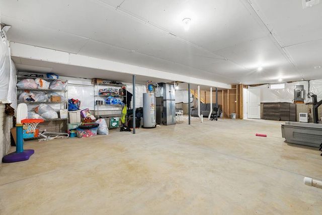 67 Scarlett Drive, Delaware, OH 43015