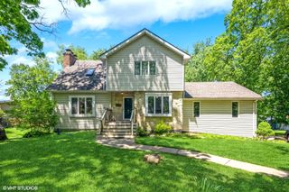 8472 Porter Place, Crown Point, IN 46307