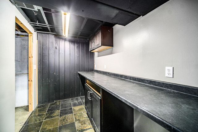 1020 Traver Court, Ann Arbor, MI 48105