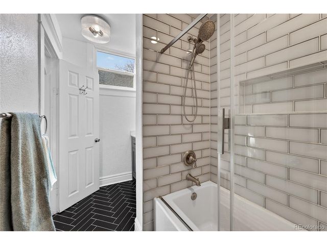 3056 N York St, Denver, CO 80205