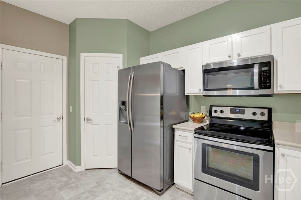 Image 10 of property listing at 504 Amsonia Circle, Guyton, GA 31312