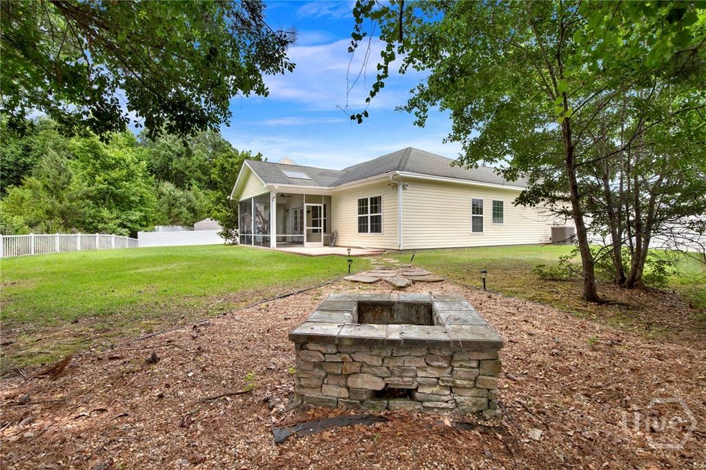 Image 27 of property listing at 504 Amsonia Circle, Guyton, GA 31312