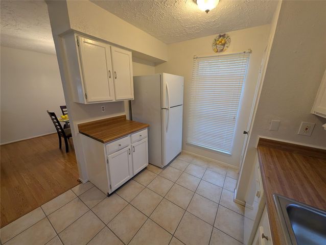 2435 Buttonhill Drive, Missouri City, TX 77489