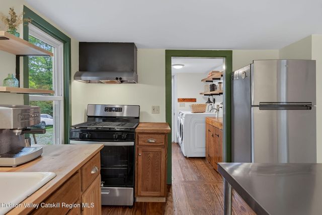 861 Snydertown Road, Craryville, NY 12521