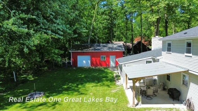 12119 Sanders Drive, Freeland, MI 48623